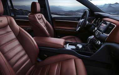 Сиденье Jeep Grand Cherokee WK2 и SRT: качество и комфорт