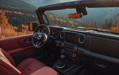 Новый Jeep Wrangler Rubicon 2024: мощь и стиль в одном авто