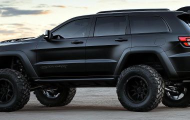 Jeep Grand Cherokee SRT: мощь V8 HEMI и спортивный стиль