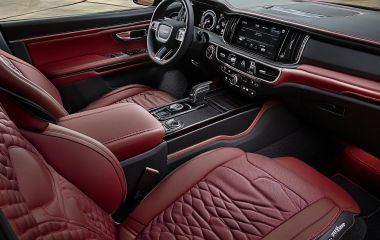 Jeep Grand Cherokee SRT Trackhawk: цена и характеристики