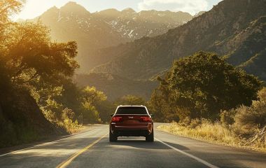 Jeep Grand Cherokee Hawk: мощь и комфорт в каждом проезде