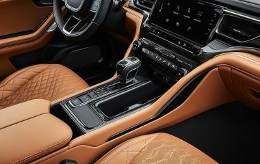 Новинка: Jeep Grand Cherokee L - мощный и стильный внедорожник