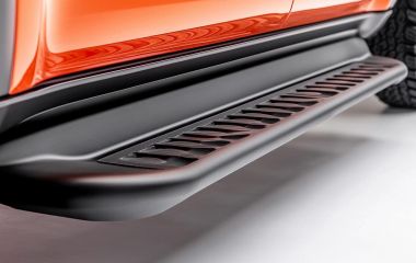 Пороги и подножки для Jeep Grand Cherokee WK2