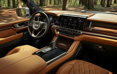 Джип Гранд Чероки 2023: Купить по выгодной цене и фото