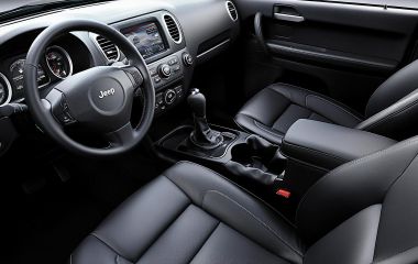 Jeep Compass 2.4 AT - комфорт и проходимость в одном авто