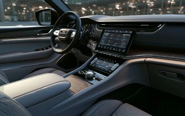 Jeep Grand Cherokee 2026 2.0 гибрид: технические характеристики и салон